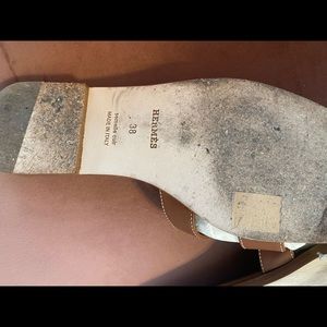 Hermes slides Size 38. Worn once. I wear a 7 1/2. I should have gotten 38.5